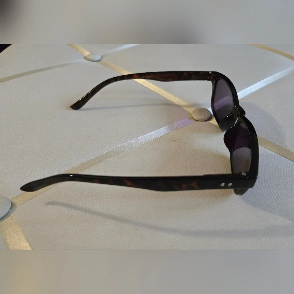 *3/$15 Tortoise Shell Sunglasses Readers +1.25